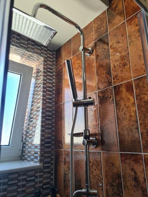 Fay'S Luxury Loft Daire Golos Dış mekan fotoğraf