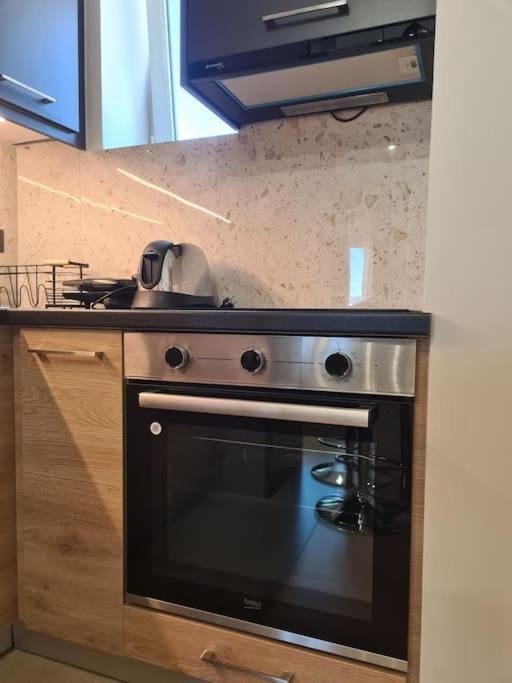 Fay'S Luxury Loft Daire Golos Dış mekan fotoğraf